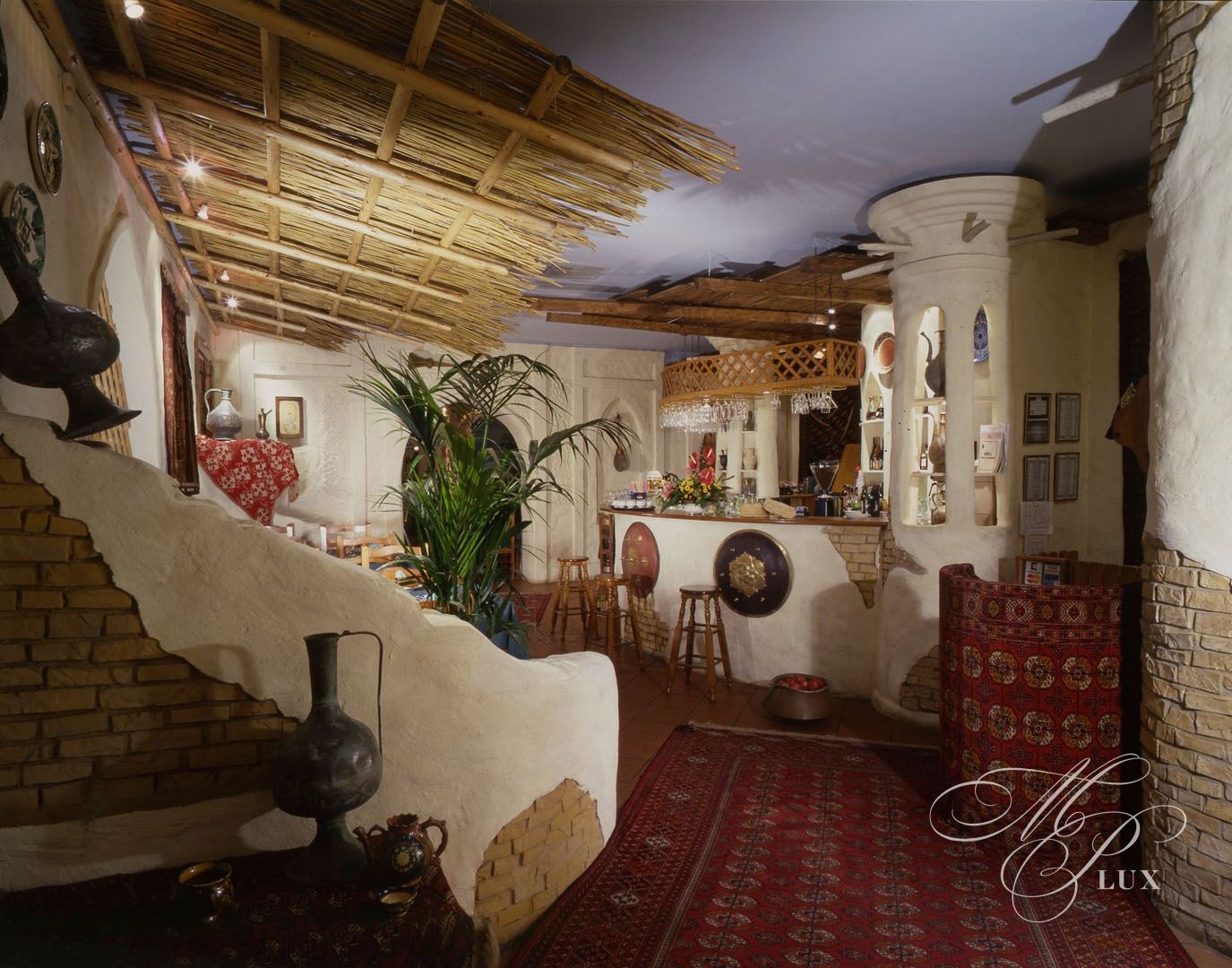 дизайн общественных интерьеров