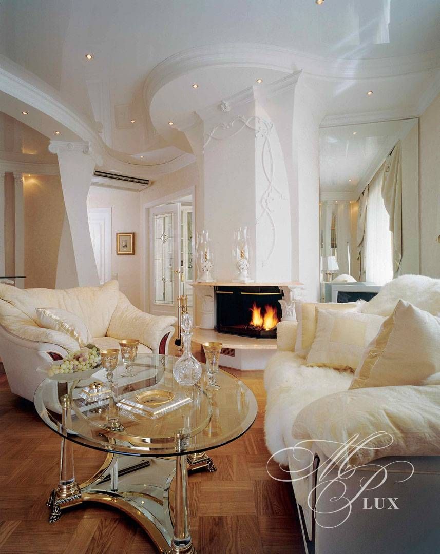 элегантная гостиная в белом цвете
