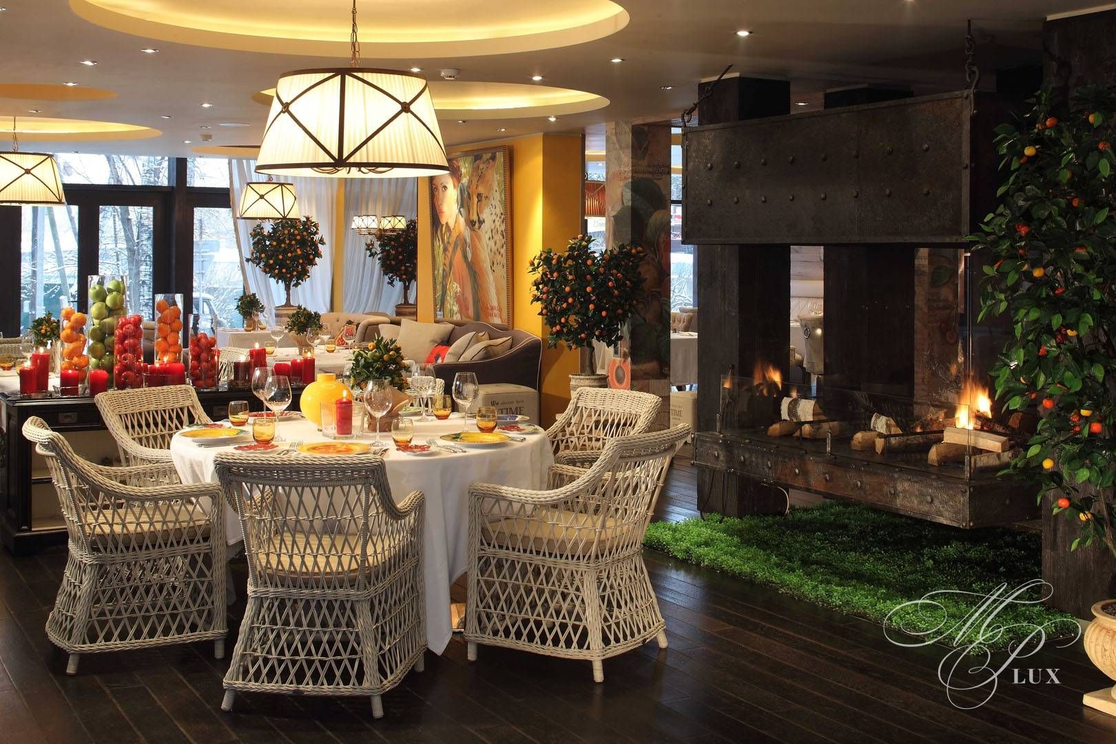 каминный зал в ресторане дизайн