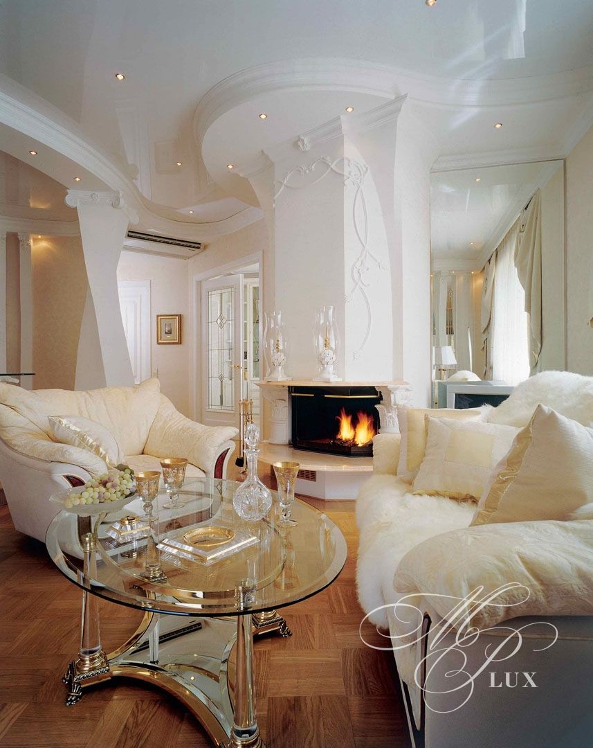 элегантная гостиная в белом цвете